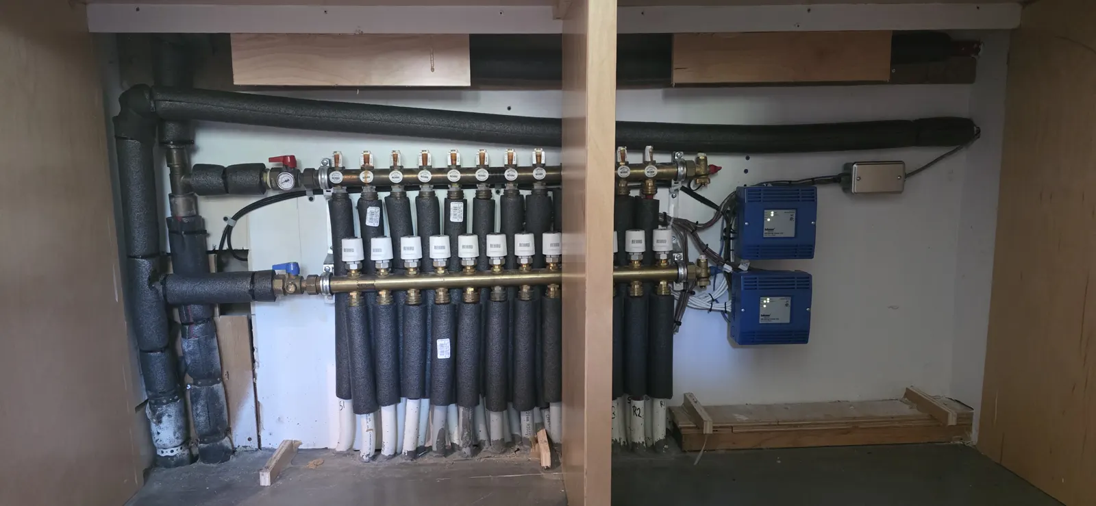 New insulated radiant manifold